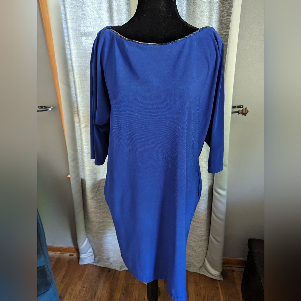 Ronni Nicole zipper sleeve dress